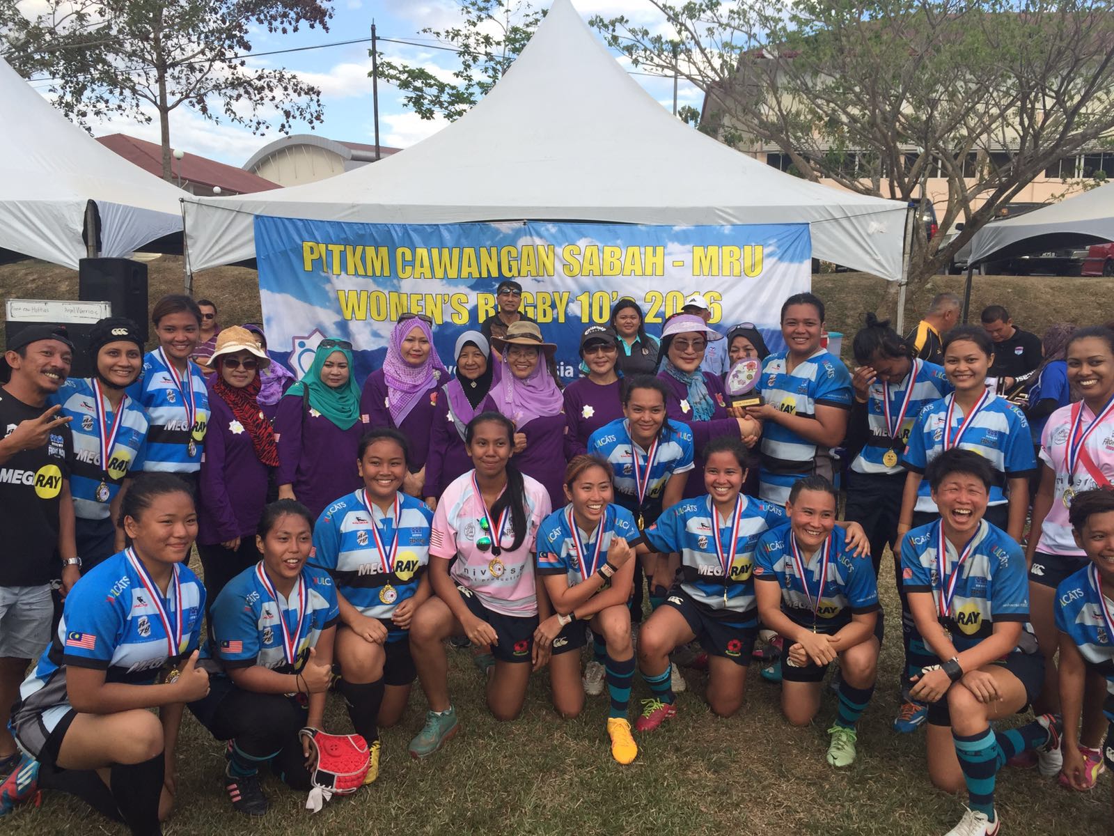 Front Row Hotties juarai Kejohanan Ragbi Wanita 10s PITKM Cawangan Sabah – KRM 2016