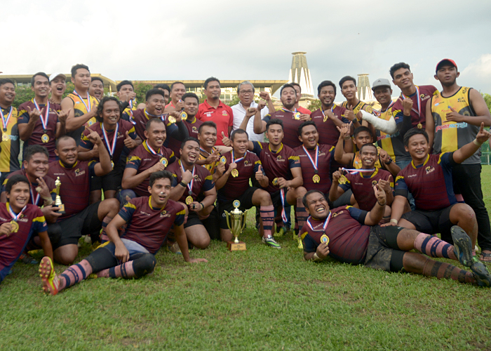Juara Liga Putrajaya musim 2016 dirangkul kemas oleh pasukan Kajang Rams RC. Foto - Sukandaily