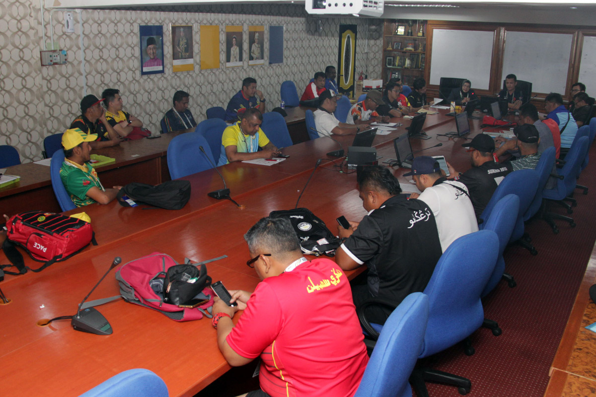 Bertempat di Wisma Majlis Sukan Negeri Perak, Kompleks Sukan Bandaraya Ipoh telah berlansung mesyuarat pengurus pasukan dari setiap kontijen negeri yang bertanding di dalam acara sukan ragbi 7 sepasukan bagi temasya Sukan Malaysia(SUKMA) Perak 2018 ini. Kredit Foto - Sukandaily