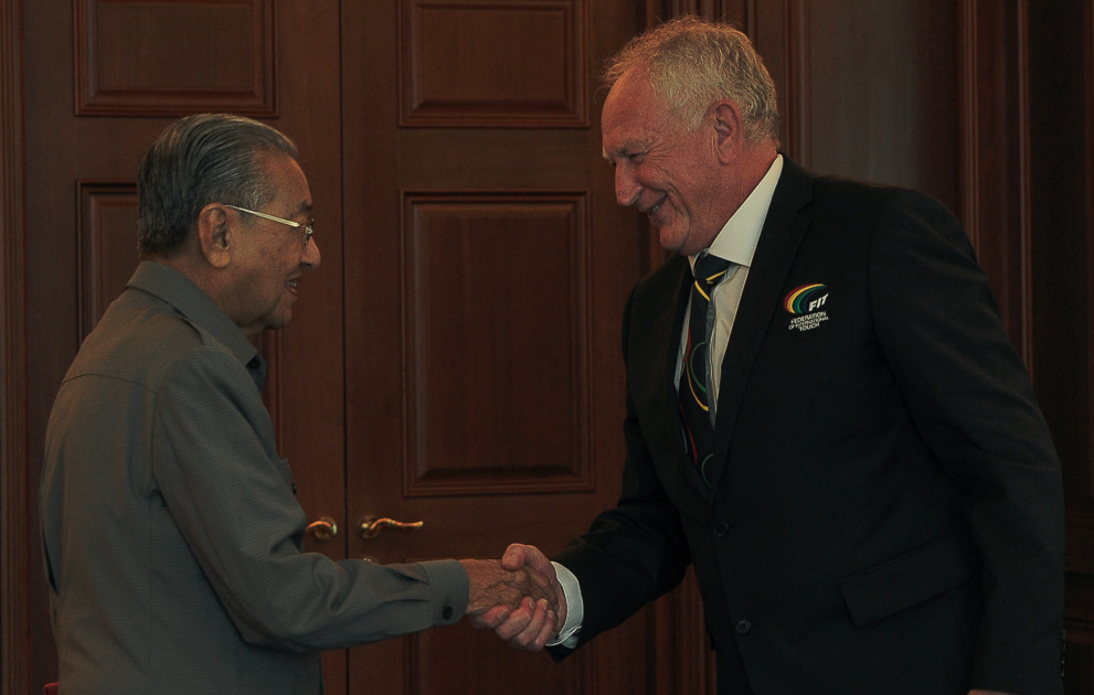 Erick Acker(right), FIT President meet Tun Dr. Mahathir Mohamad, Malaysia Prime Minister. Photo Credit - Faiz Azizan